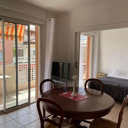 Studio A Sanary-Sur-Mer Avec Balcon A 200M Du Port Exteriér fotografie